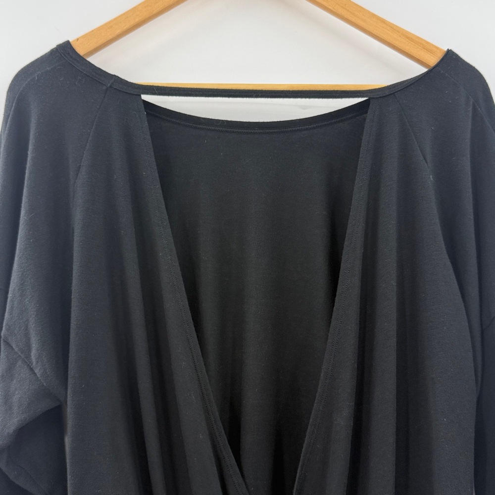 Victoria's Secret black long sleeve lounge sleep shirt exercise top relaxed fit - Picture 10 of 12
